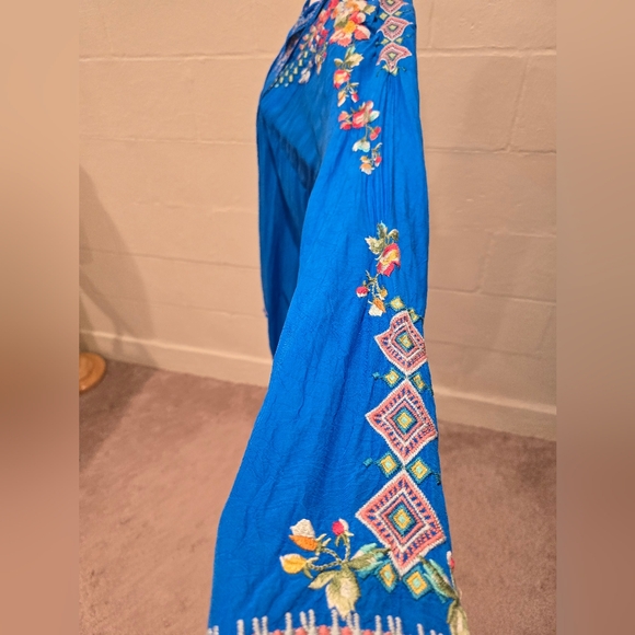 Johnny Was Vanessa Georgette Embroidered Flowy Tunic Top Blue Women's Sz Medium. - Picture 5 of 12
